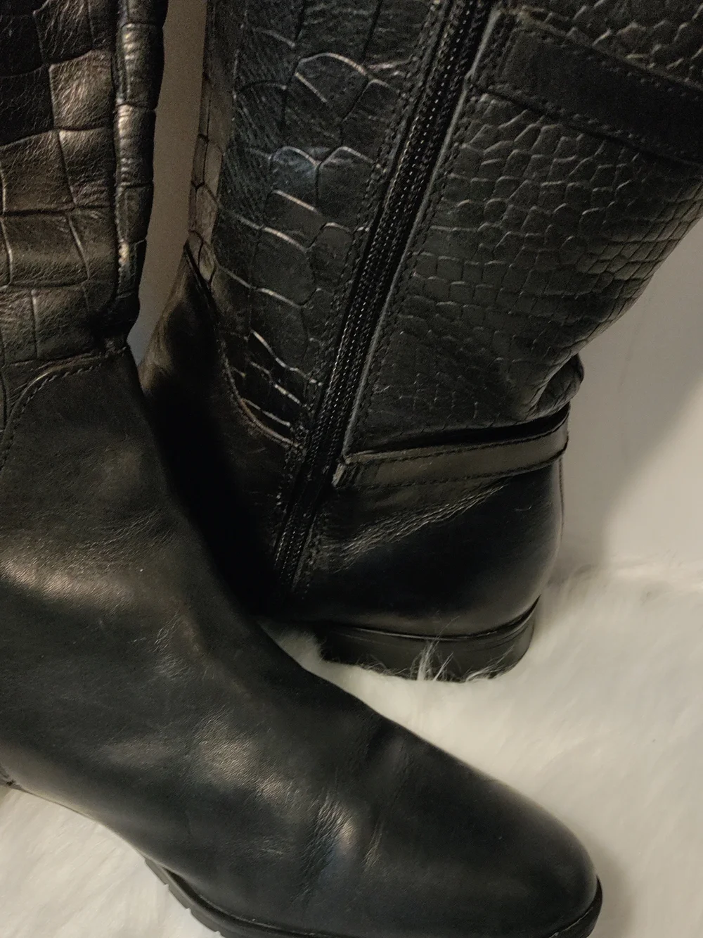 Vintage Isolá Black Leather Croc Embossed Knee High Boots Size 8